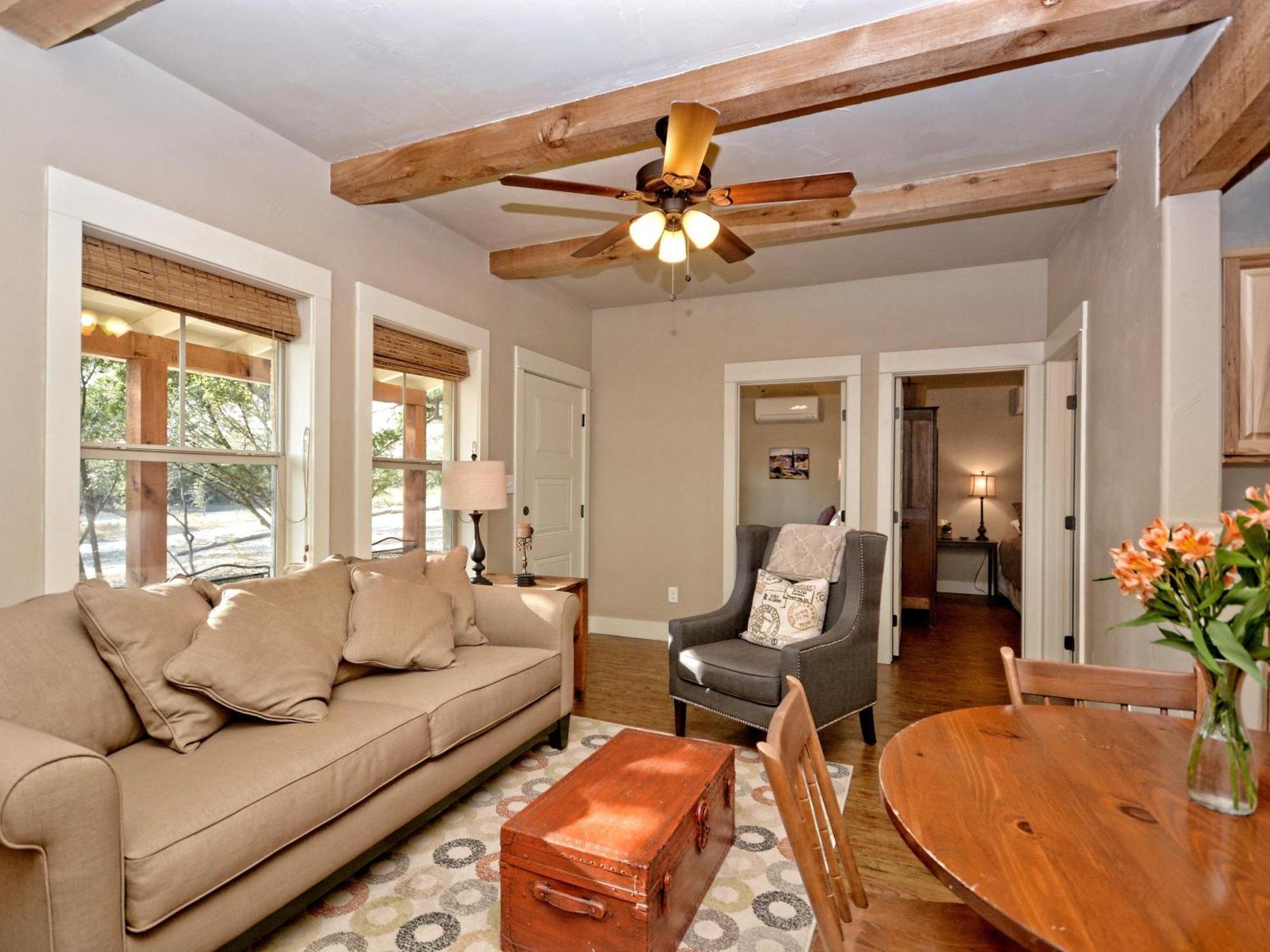 Cabins At Flite Acres - Mountain Laurel Wimberley Luaran gambar